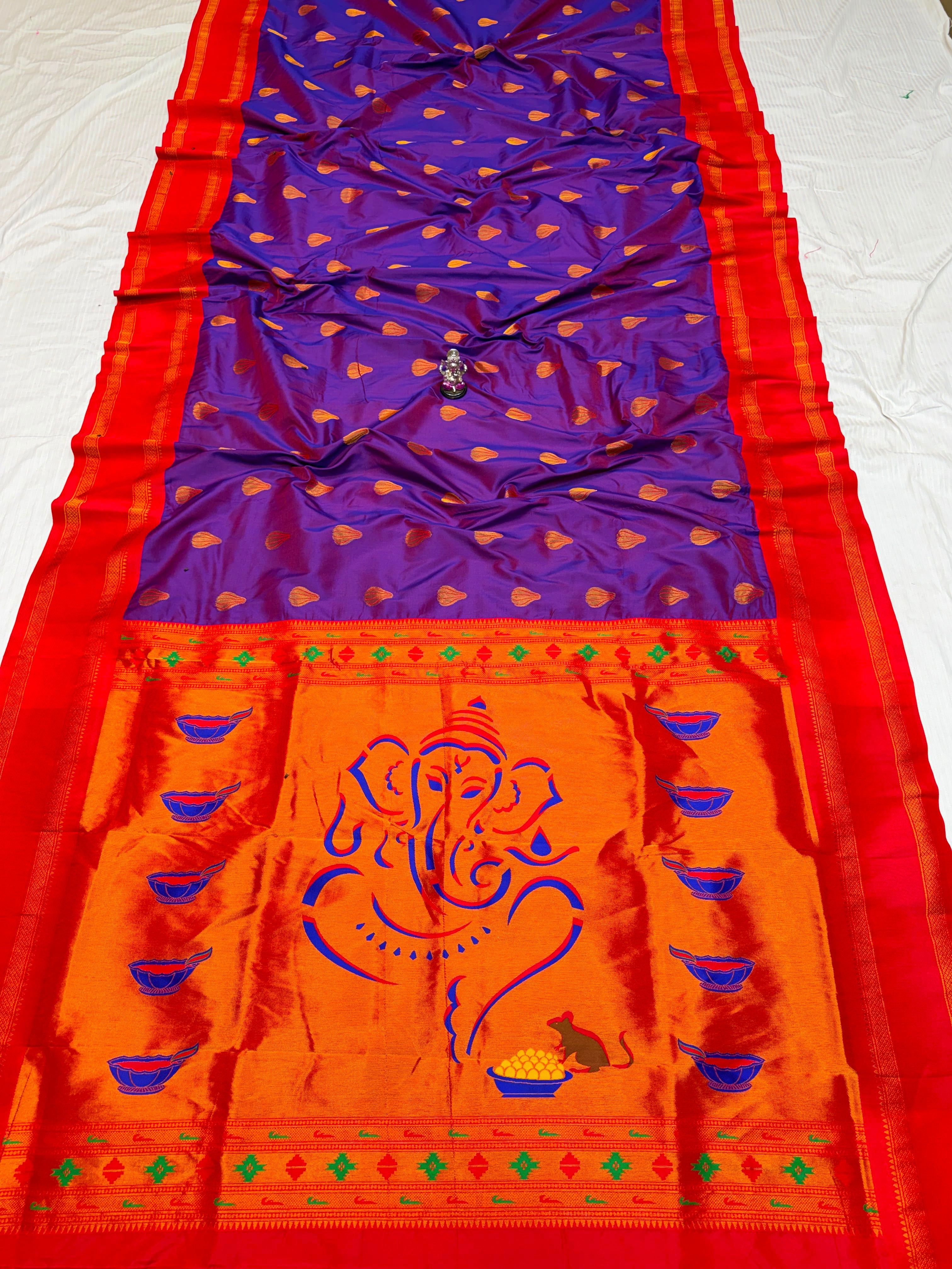 Shree Modak Paithani Premium Katan Silk Saree with all-over zari Modak butti and contrast zari border blouse piece