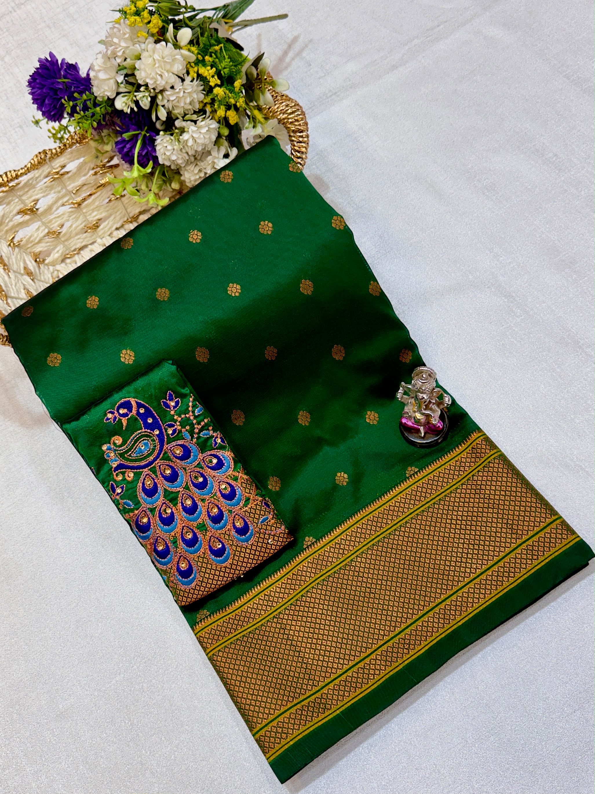 Saishaa Kalanjali Gren Paithani Saree in premium Tana Silk with allover zari butti and traditional Paithani pallu.