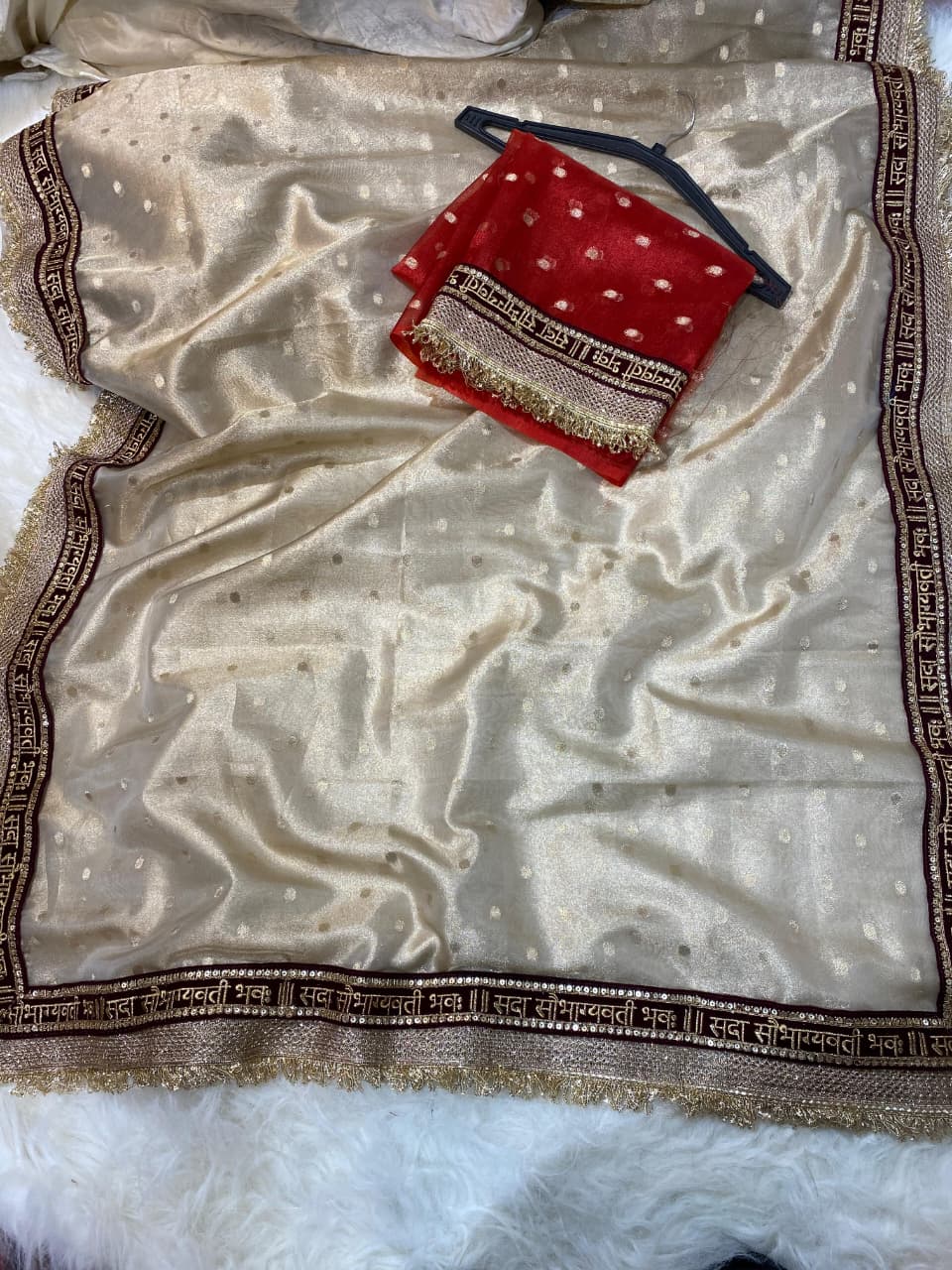 Beautiful Banarasi Soft Tissue Silk Dulhan Ki Saree