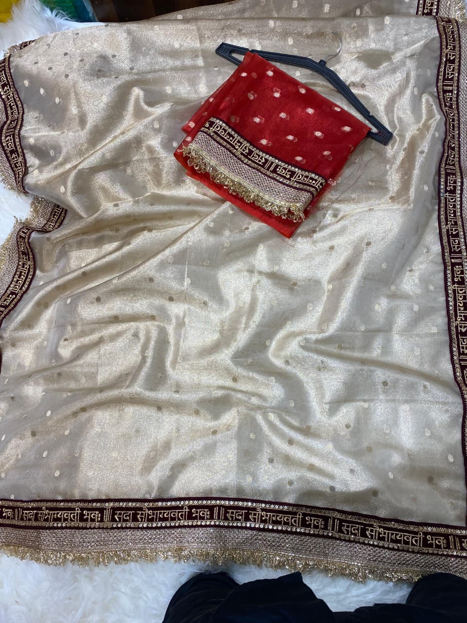 Beautiful Banarasi Soft Tissue Silk Dulhan Ki Saree