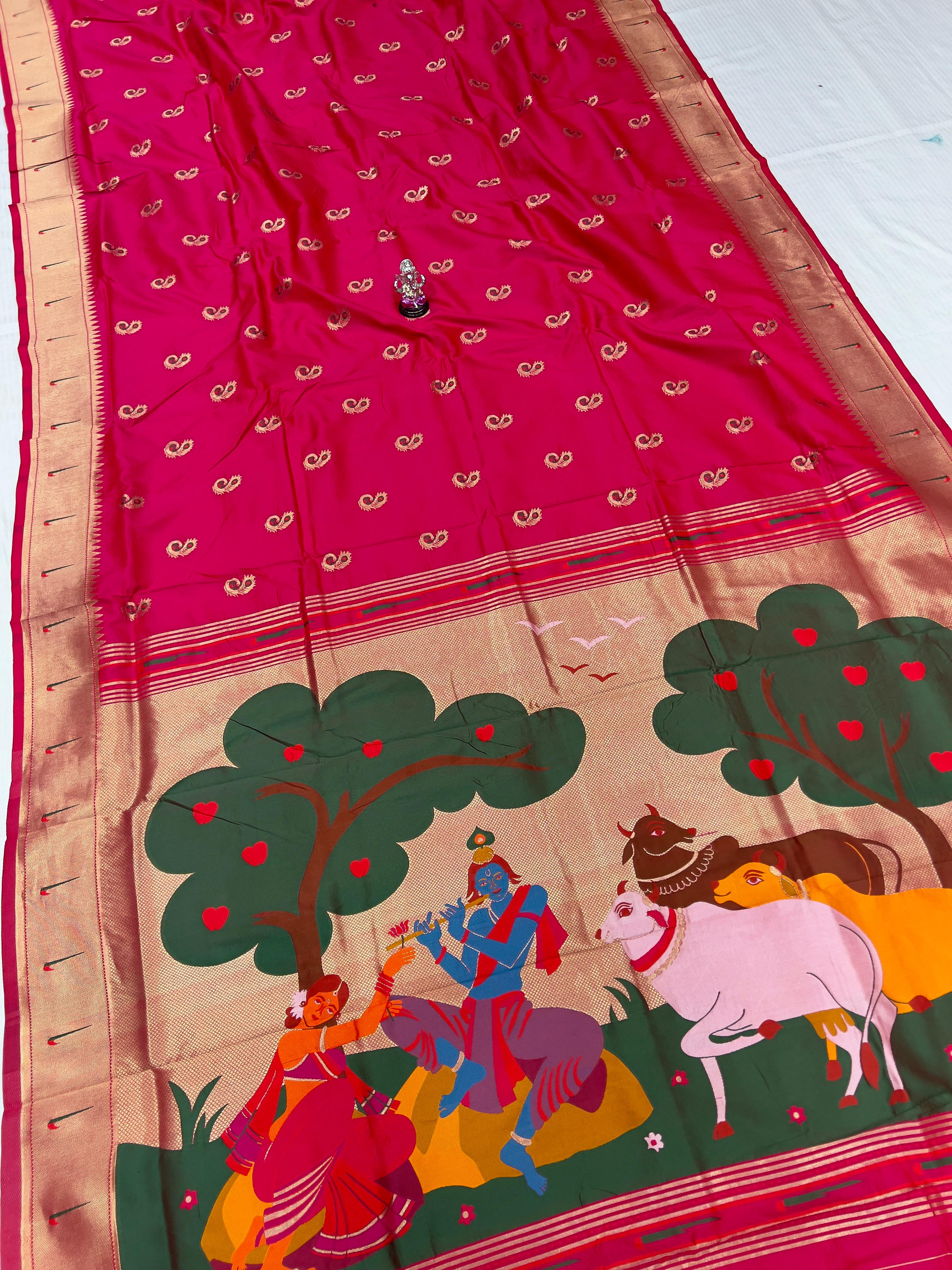 Radha Krishna Muniyaa Border Paithani Pink Saree