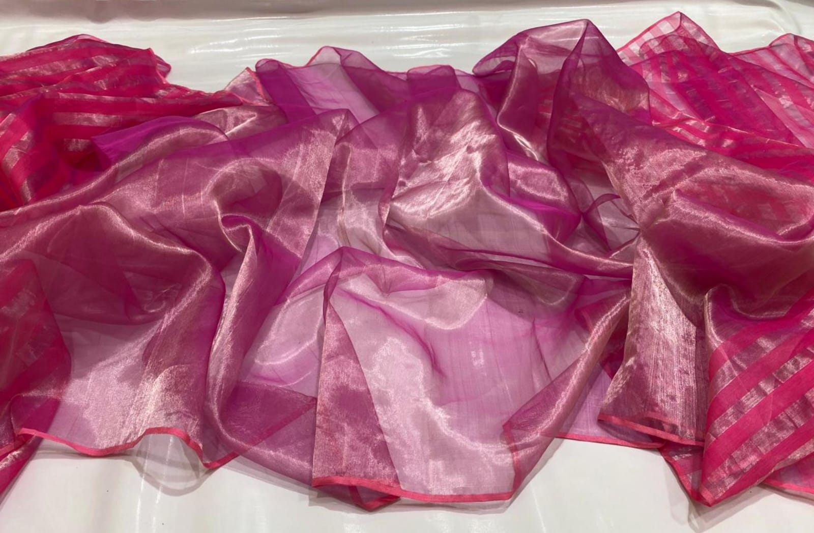Chanderi Handloom Pattu Tishu Silk Saree With Blouse