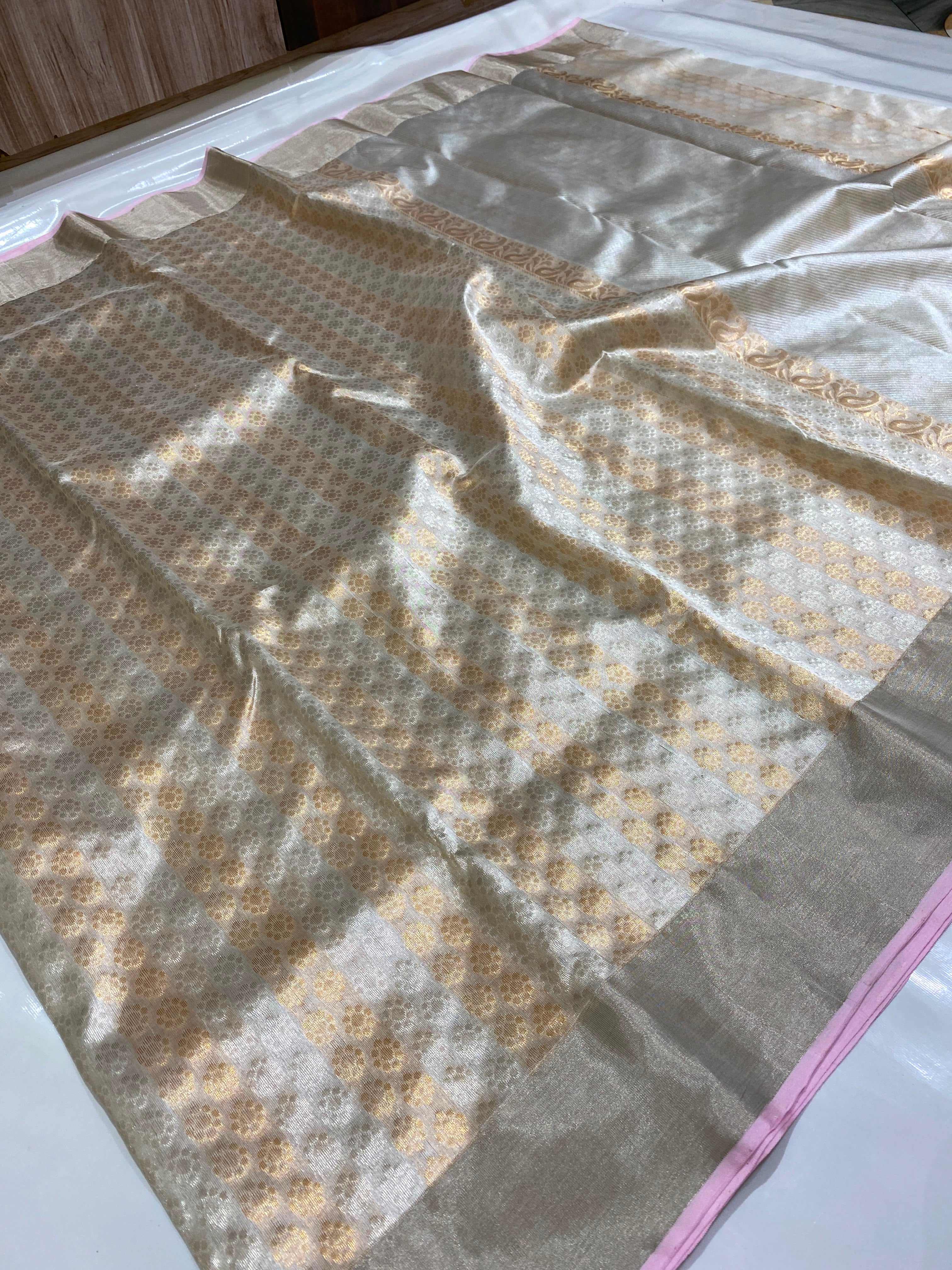 Chanderi Handloom Pattu Tishu Silk Saree With Blouse