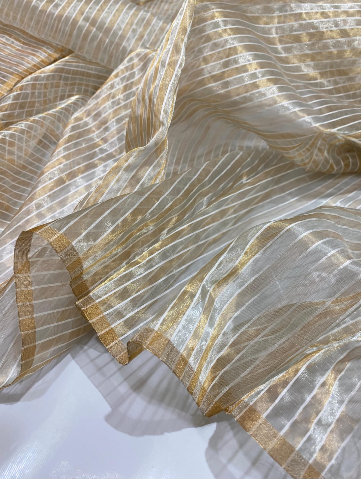 Chanderi Handloom Tishu Silk Saree With Blouse