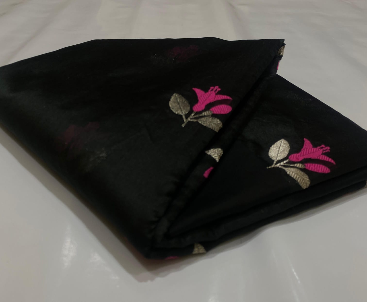 Chanderi Handloom Pattu Tissue Silk Saree With Blouse