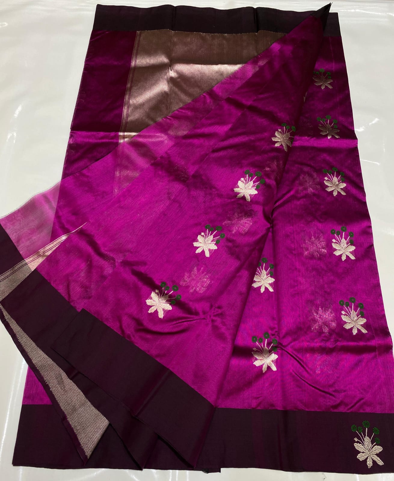 Chanderi Handloom Pattu Tissue Silk Saree With Blouse
