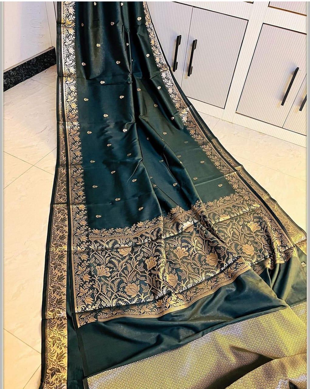 Beautiful Banarasi Semi Mashru Silk Woven Premium Quality Saree with Golden Zari Butti, Floral Zari Border, Rich Woven Pallu and Running Blouse Piece in Bottle Green