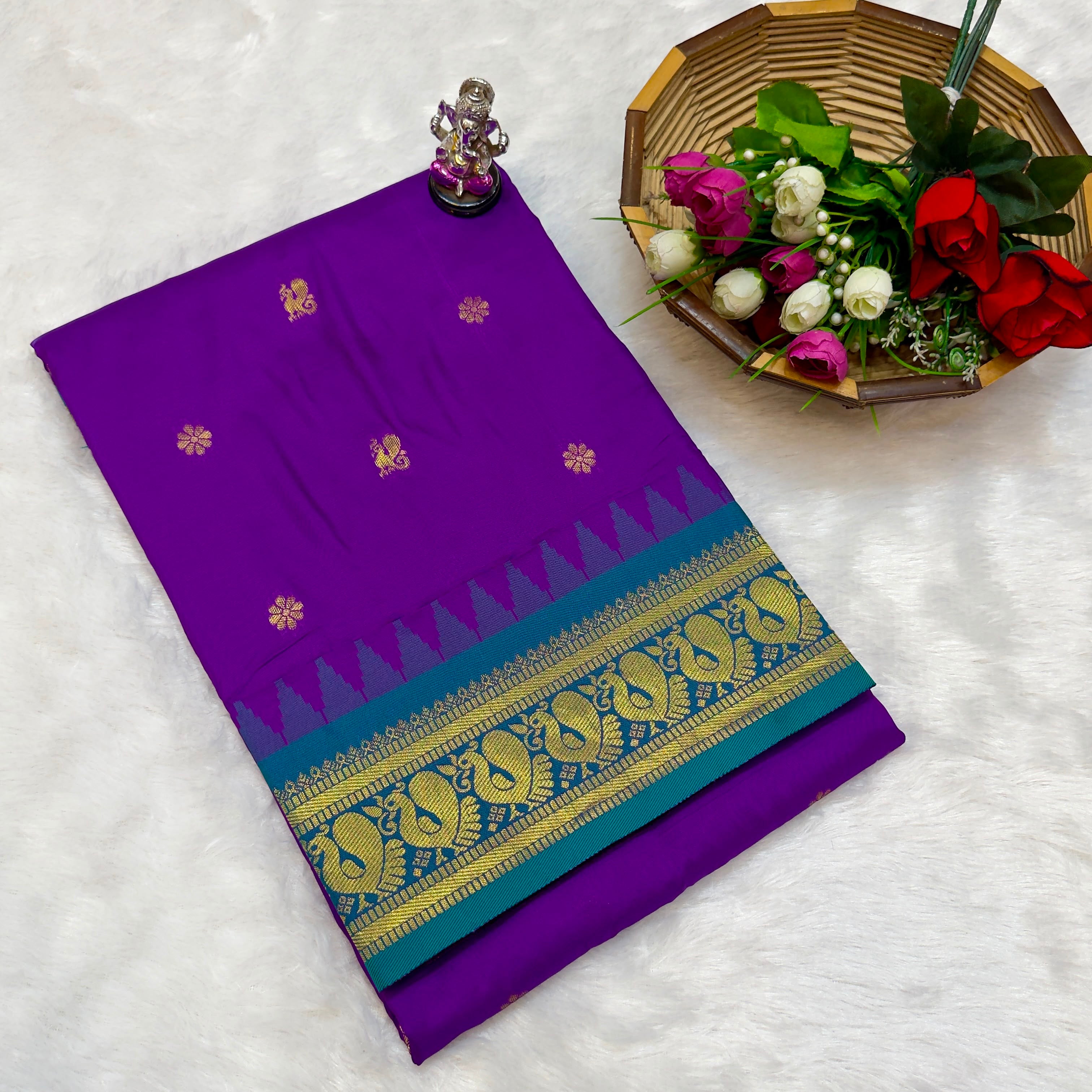 Beautiful Half Silk Gadwal Paithani Premium Soft Katan Silk Saree With Contrast Zari Woven Blouse
