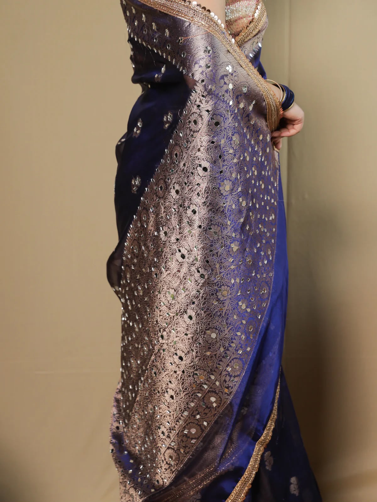 Beautiful Banarasi Soft Tissue Silk Boota Woven Saree With Mirror Work Lace & Designer Pallu