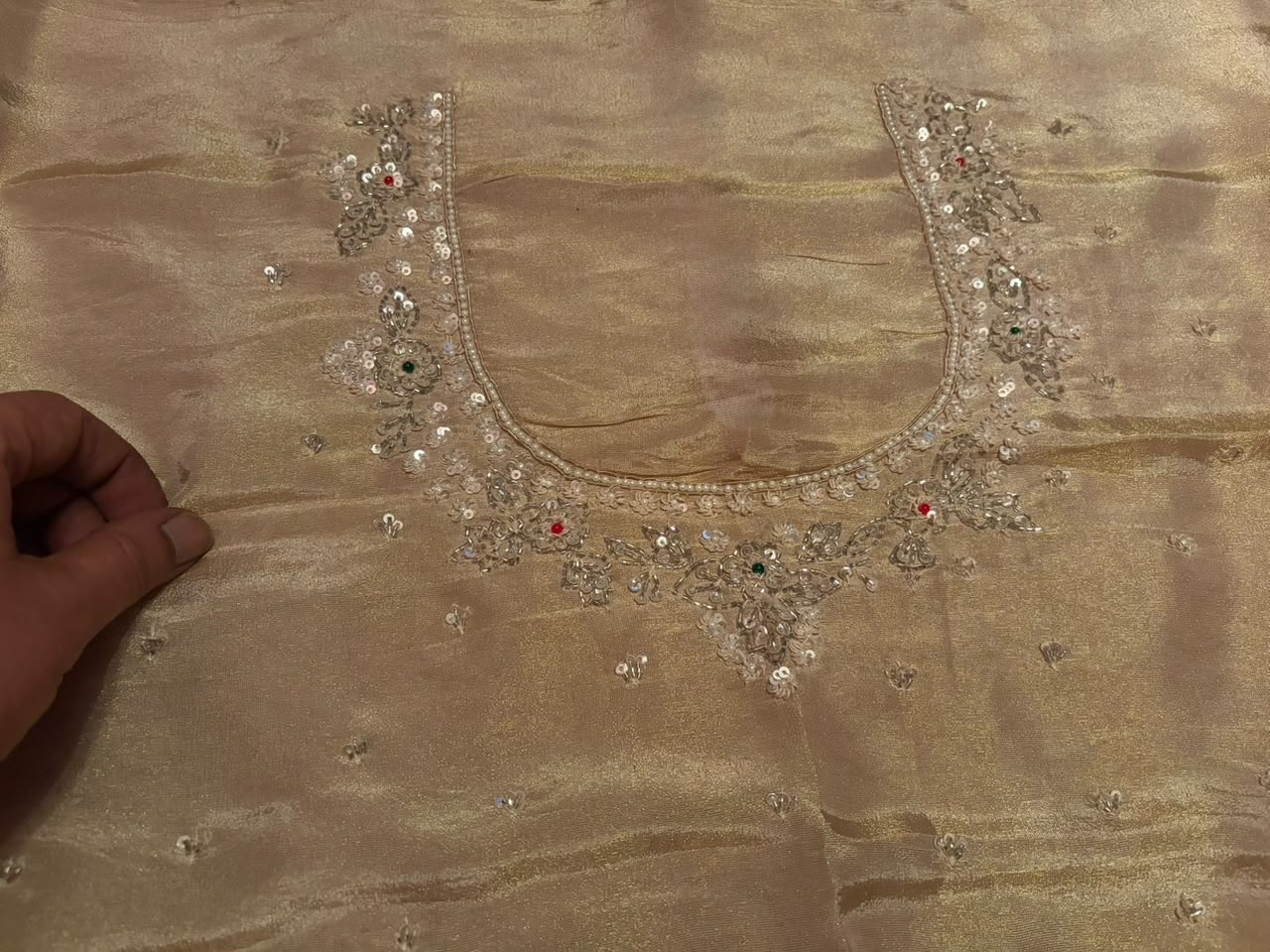 Pure Kanchipuram Zari Tissue Silk Saree with Intricate Zardozi Handwork