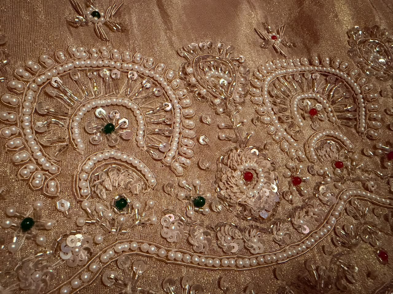 Pure Kanchipuram Zari Tissue Silk Saree with Intricate Zardozi Handwork