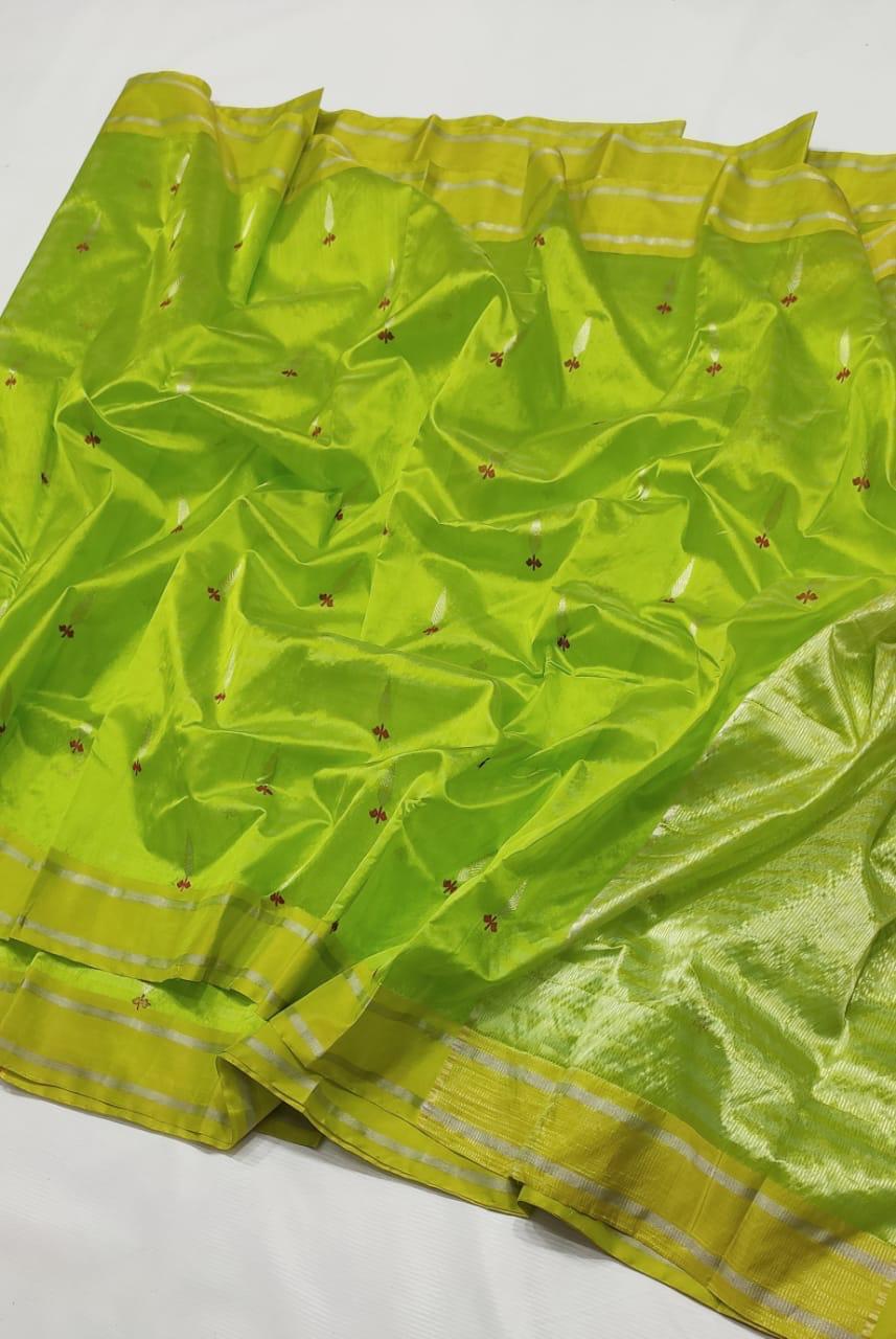 Green Premium Chanderi Pattu Silk Saree with Elegant Resham Border