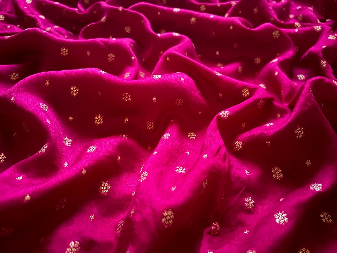 Premium Pure Chinnon Silk Banarasi Zari Saree With Sequins Cut Daana Handwork