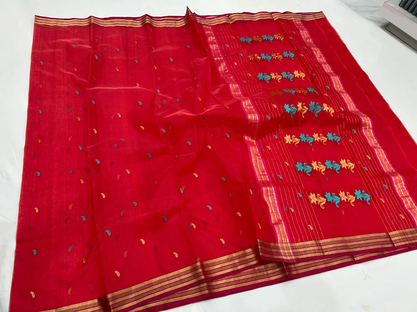 Chanderi Handloom Katan Silk All-Over Butti Patella Border & Meenakari Jhad Pallu Saree