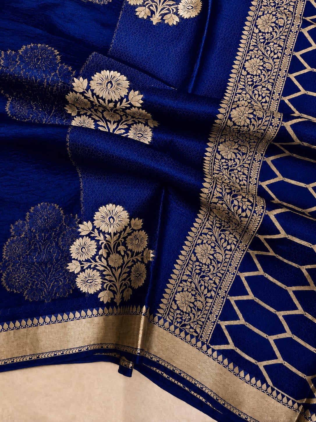 Beautiful Banaras Soft Raw Mango Silk Woven Premium Quality Saree