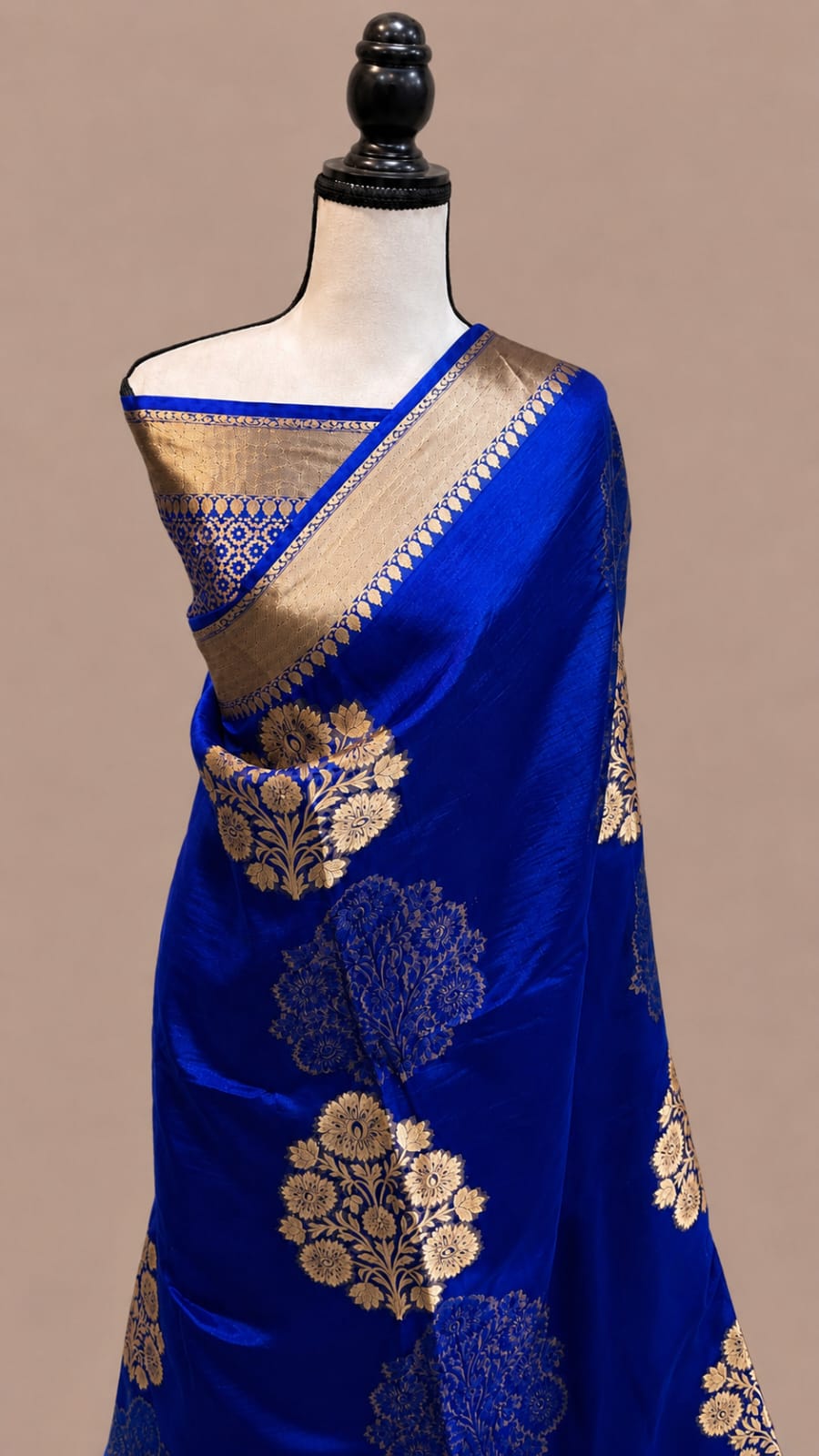 Beautiful Banaras Soft Raw Mango Silk Woven Premium Quality Saree