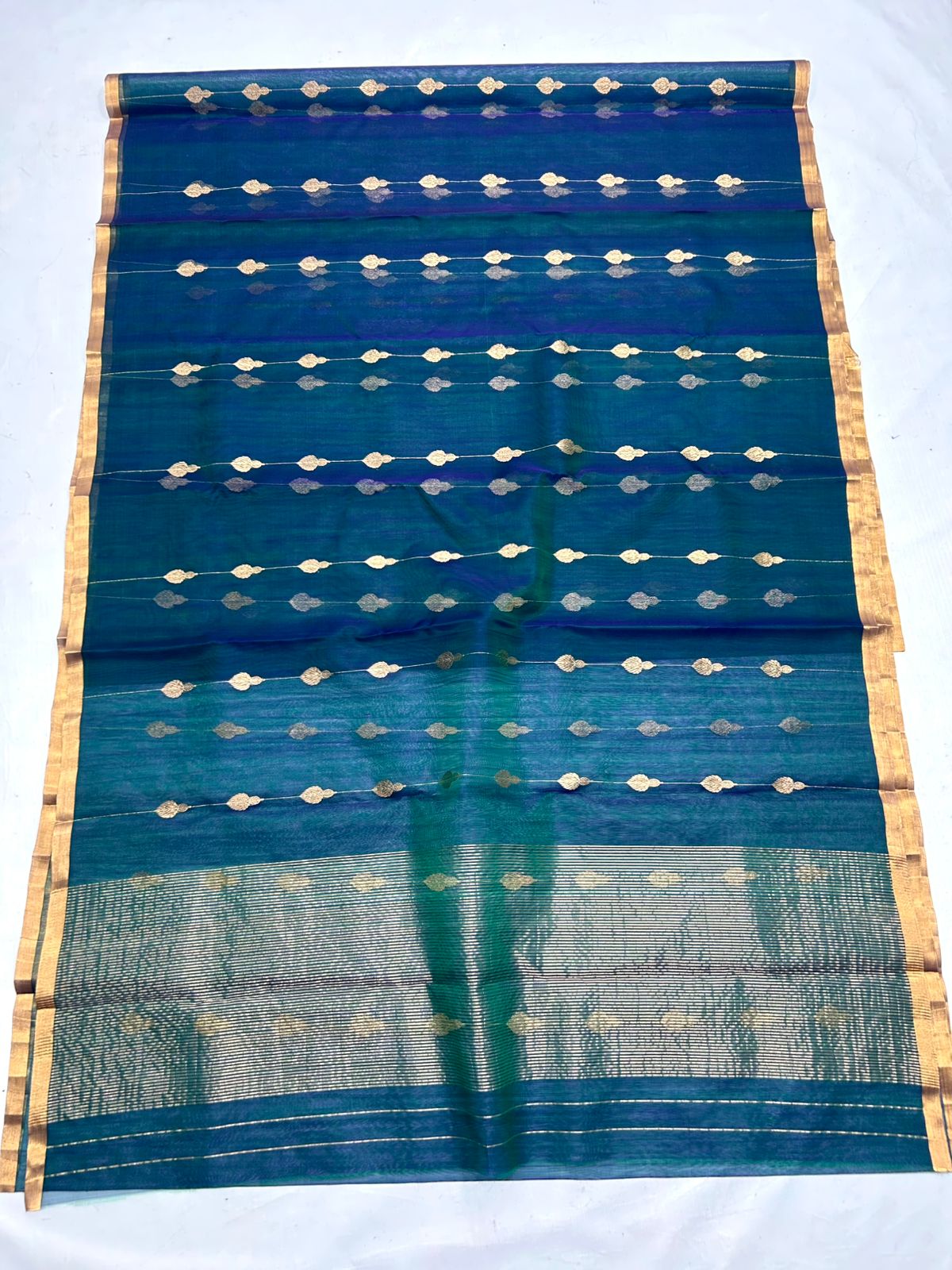 Chanderi Handloom Katan Silk All Over Butte Small Border And Zari Strip Palla Saree