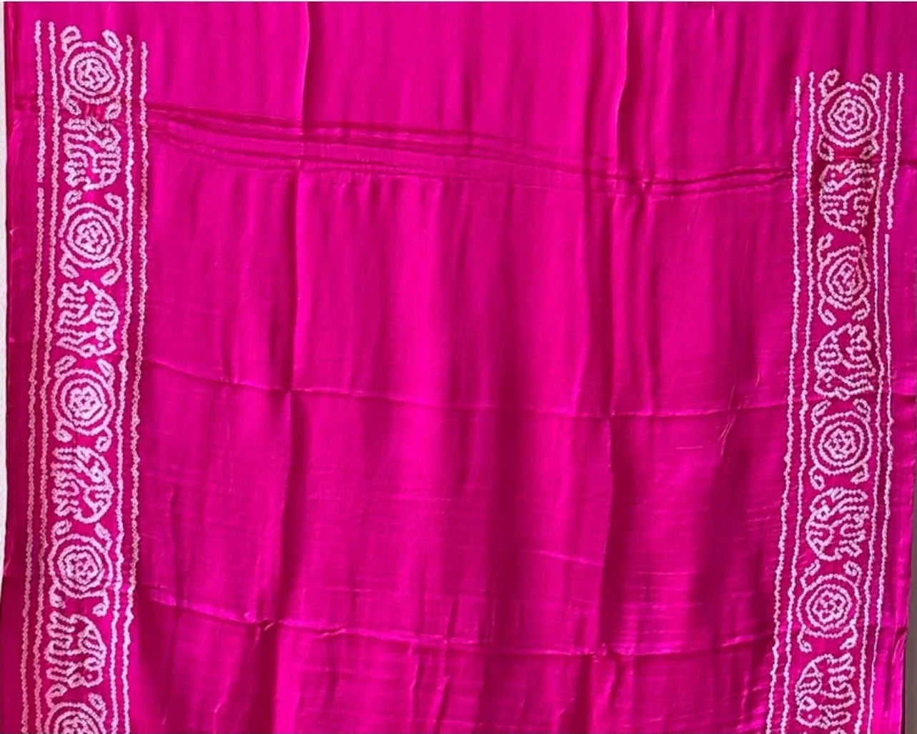 Vibrant Harmony – Multicolor Gajji Silk with Traditional Motifs