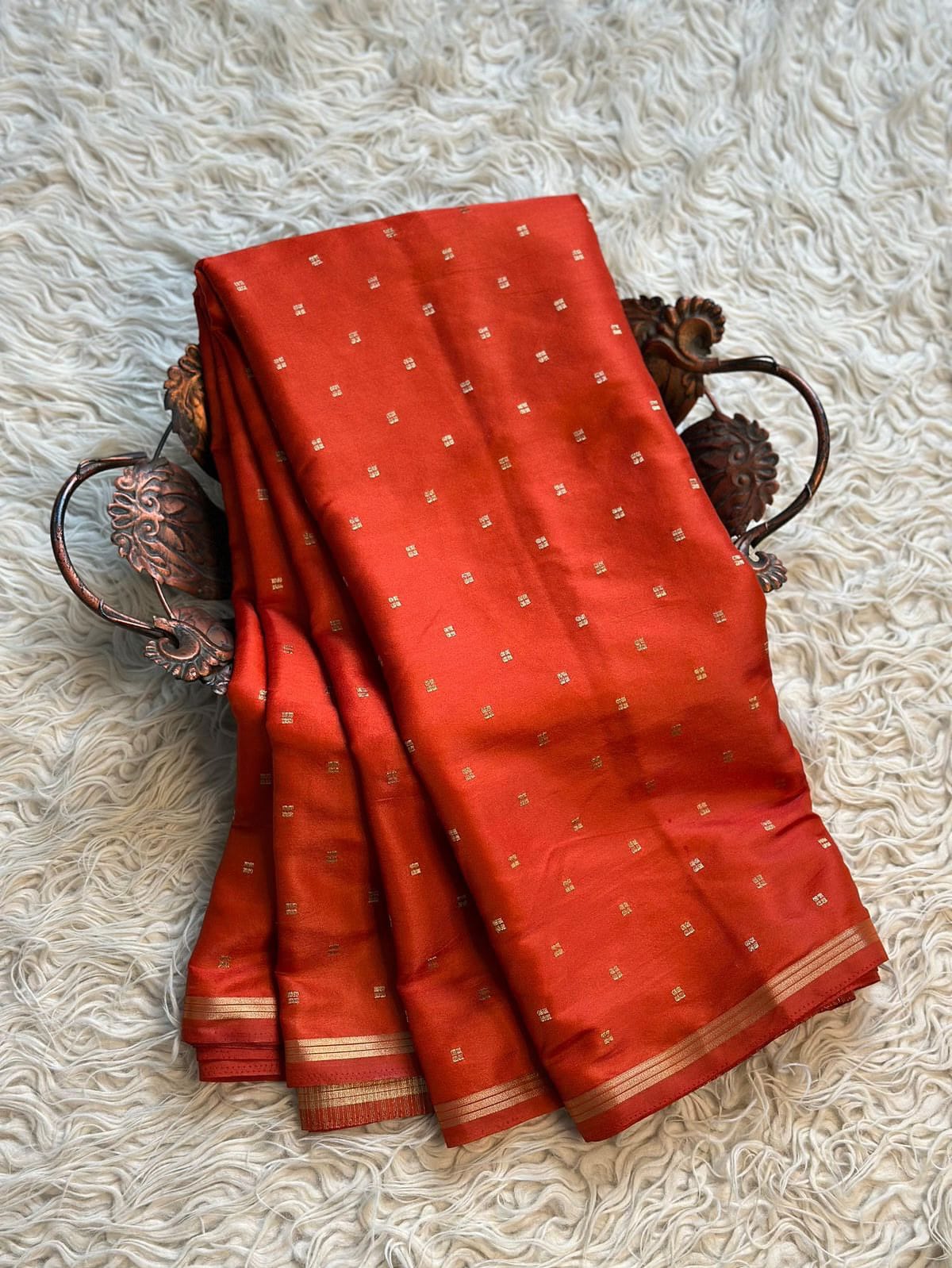 Daytime Elegance – Kota Viscose/Semi Silk Saree with Subtle Boota Design