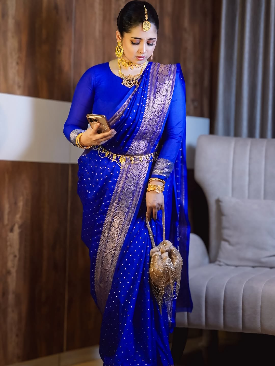 Elegant Banaras Soft Semi Crepe Georgette Silk Saree with Golden Zari Weaving