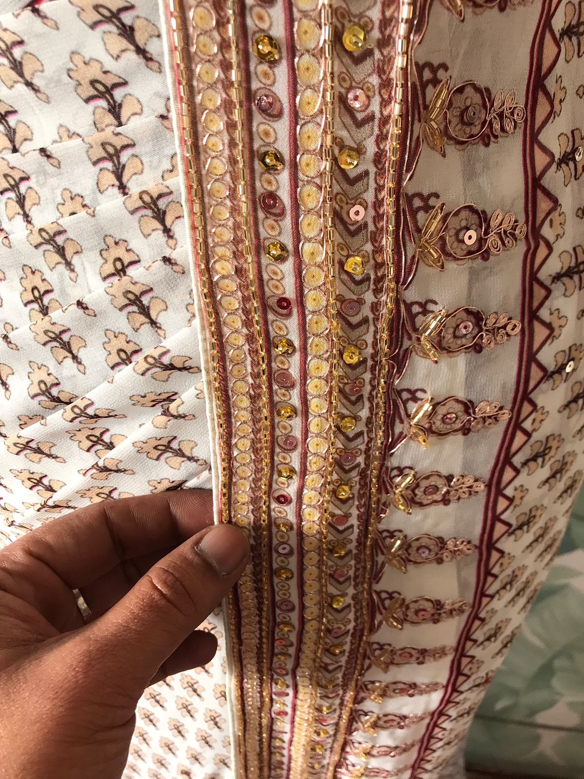 Kareena-Inspired Premium Georgette Saree with Sequins & Cut-Dana Handwork