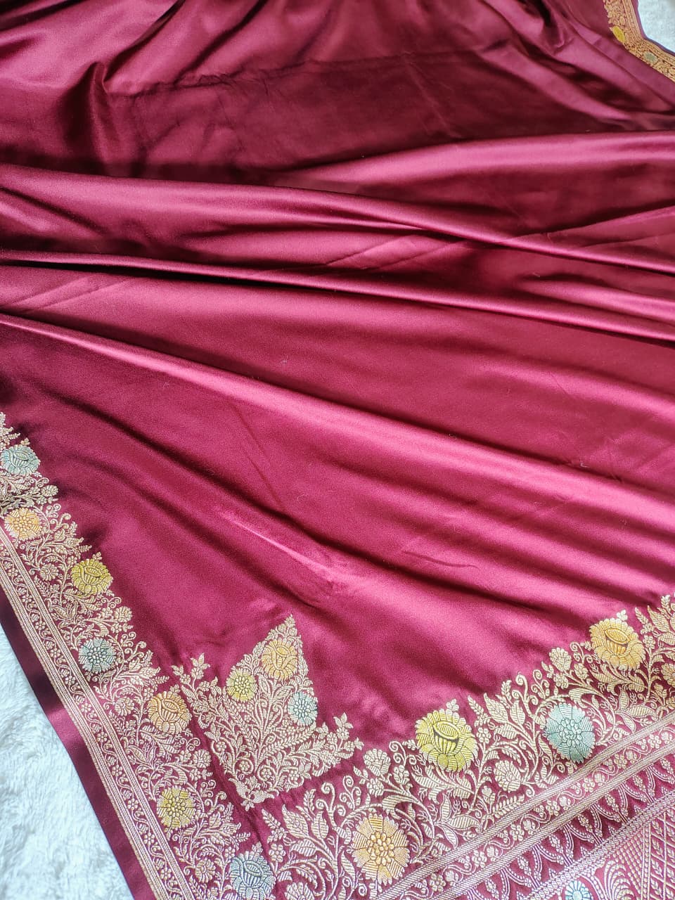 Beautiful Banarasi Meenakari Woven Dyeable Premium Thilfi Work Saree