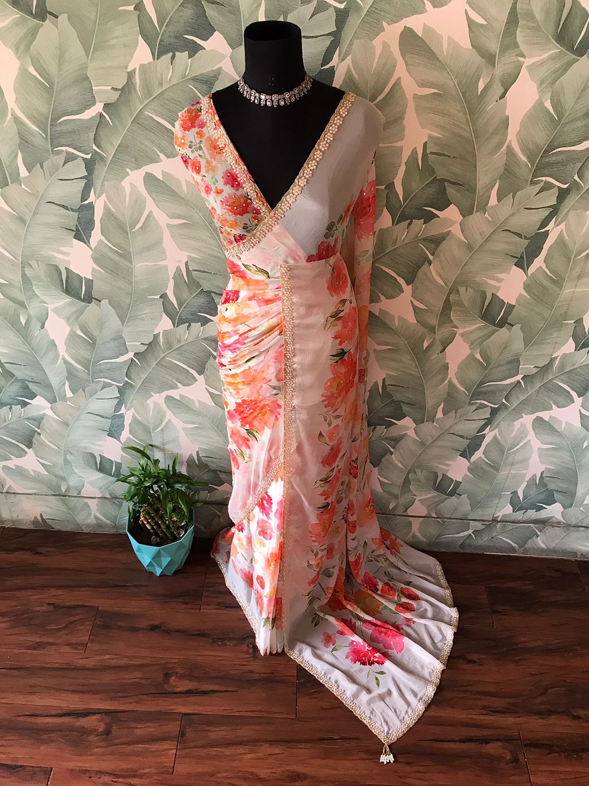 Eternally Beautiful Premium Pure Chinnon Silk Saree