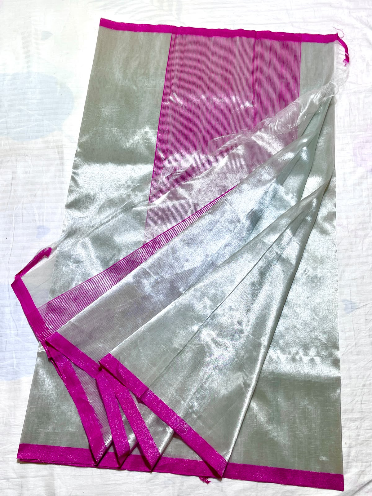 Zari Weaving Tissue Silk Small Border & Striped Pallu Saree