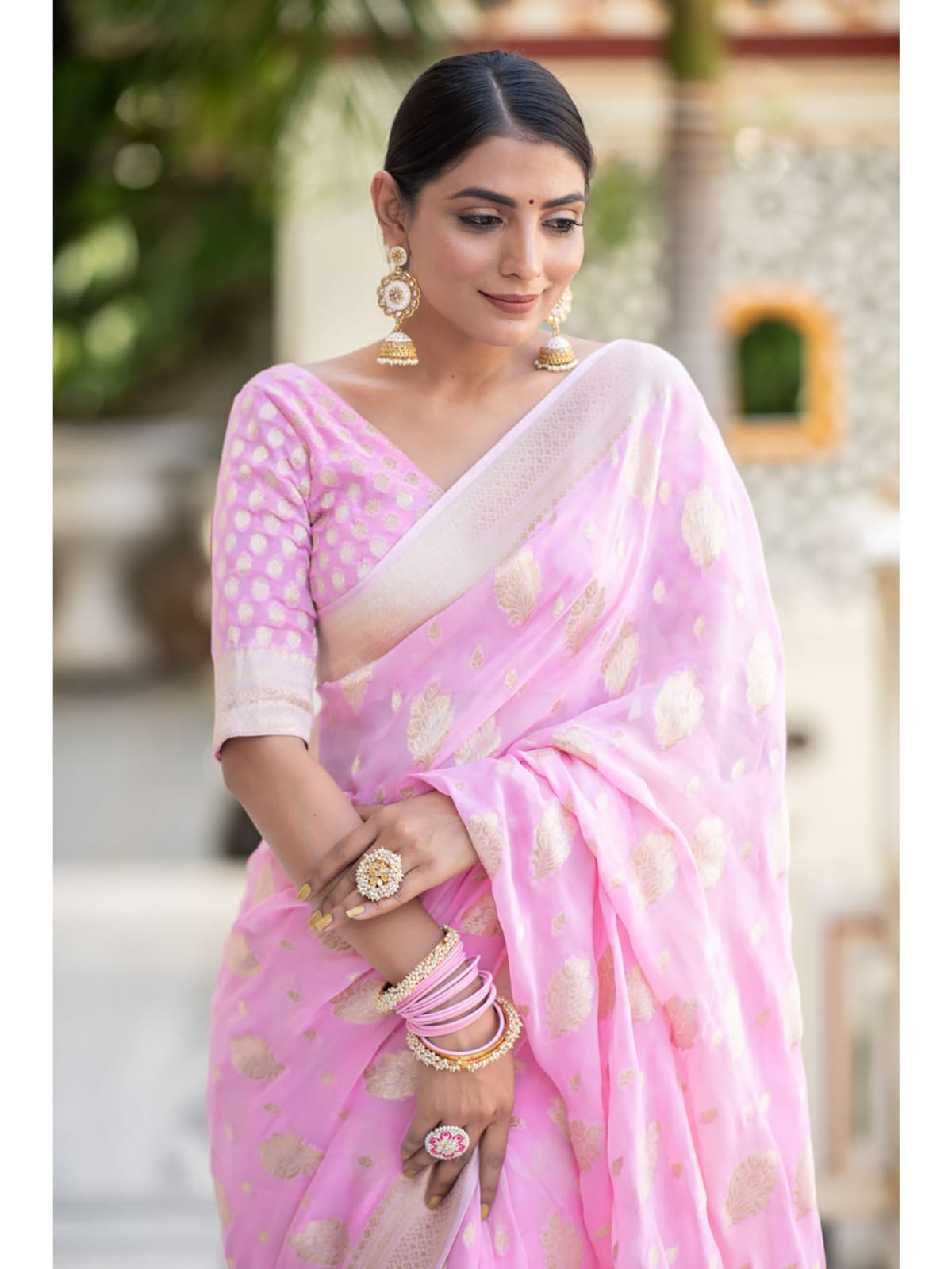 Pink Beautiful Soft Semi Georgette Silk Woven Premium Quality Saree