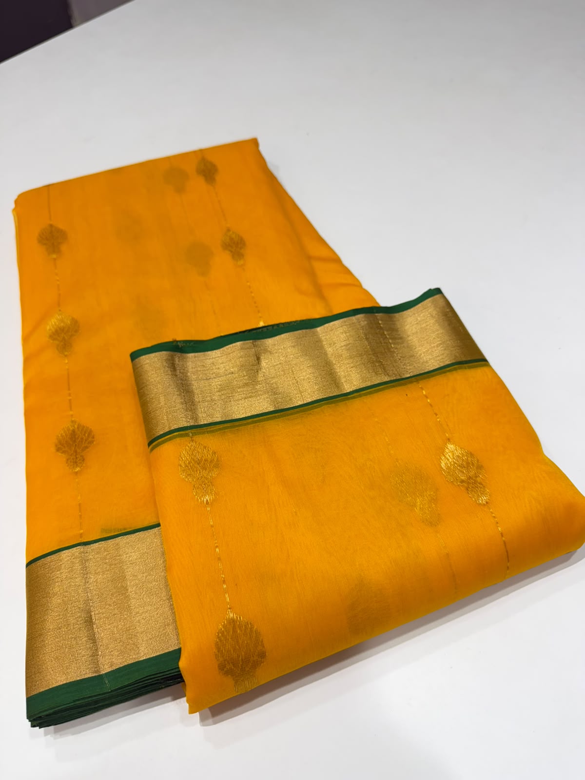 Chanderi Handloom Katan Silk All-Over Butti Patella Border & Jhad Pallu Saree