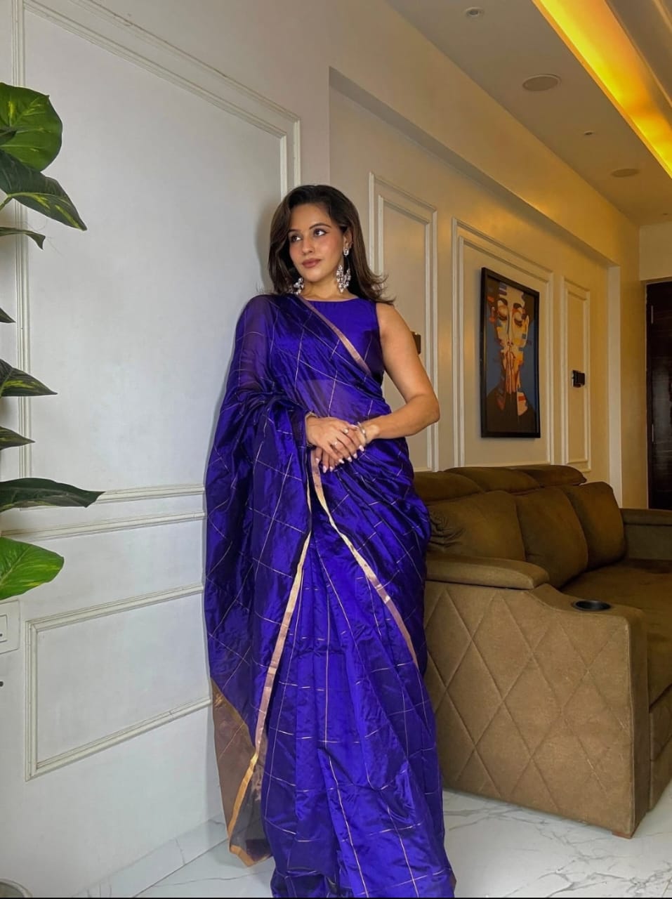 Pattu Silk All-Over Checks Chanderi Handloom Saree With Small Border & Zari Palla