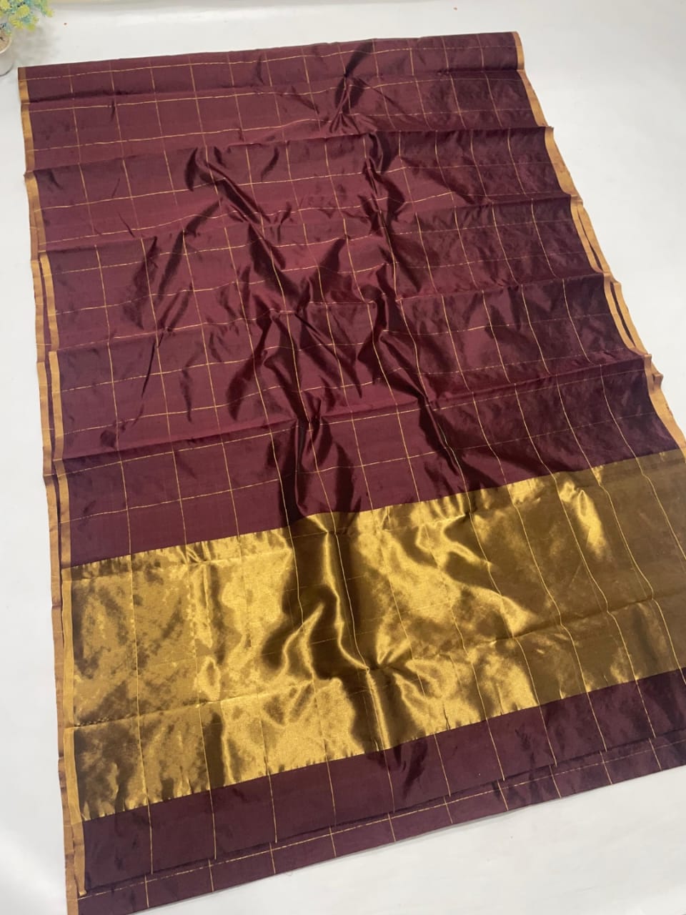 Pattu Silk All-Over Checks Chanderi Handloom Saree With Small Border & Zari Palla