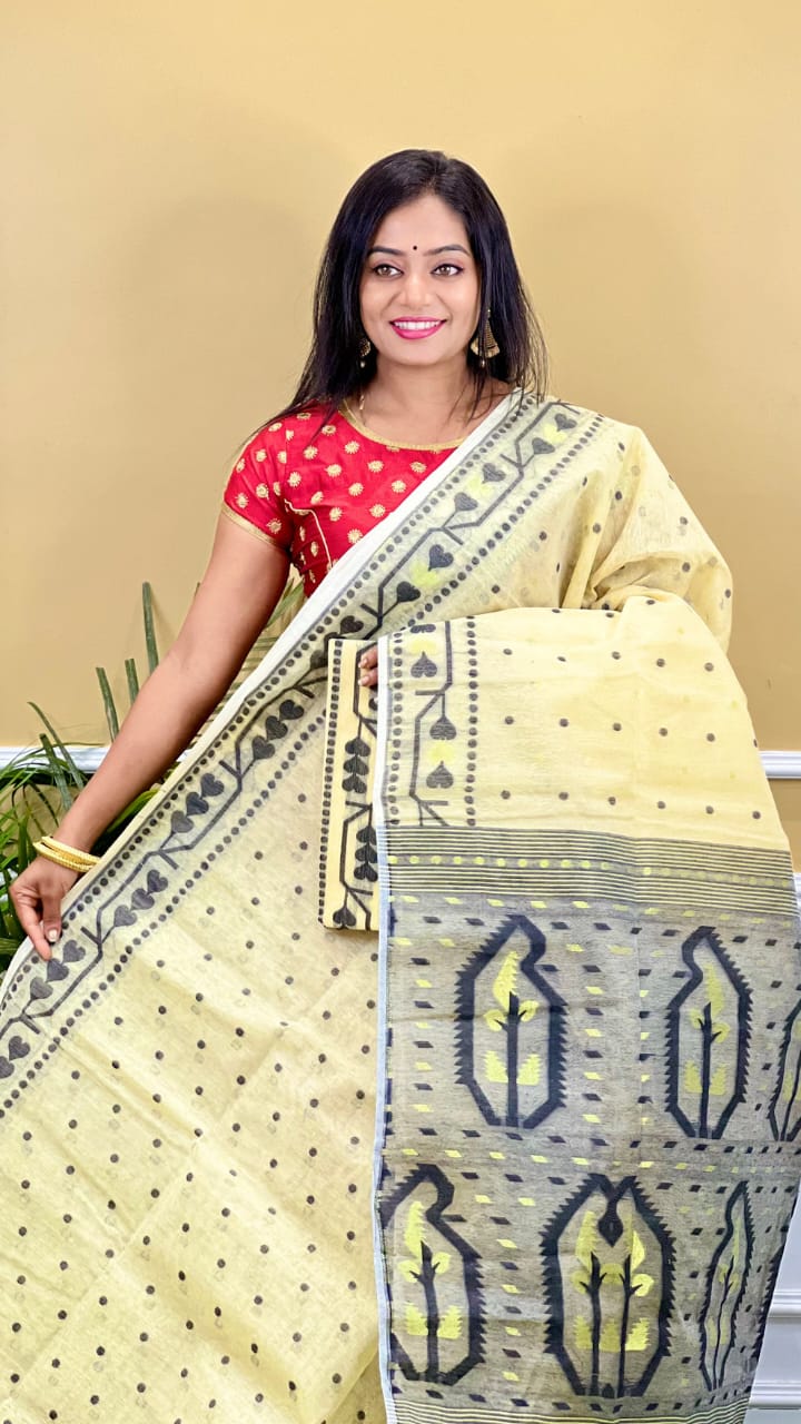 Exclusive Collection: Charulota Soft Dhakai Jamdani Saree
