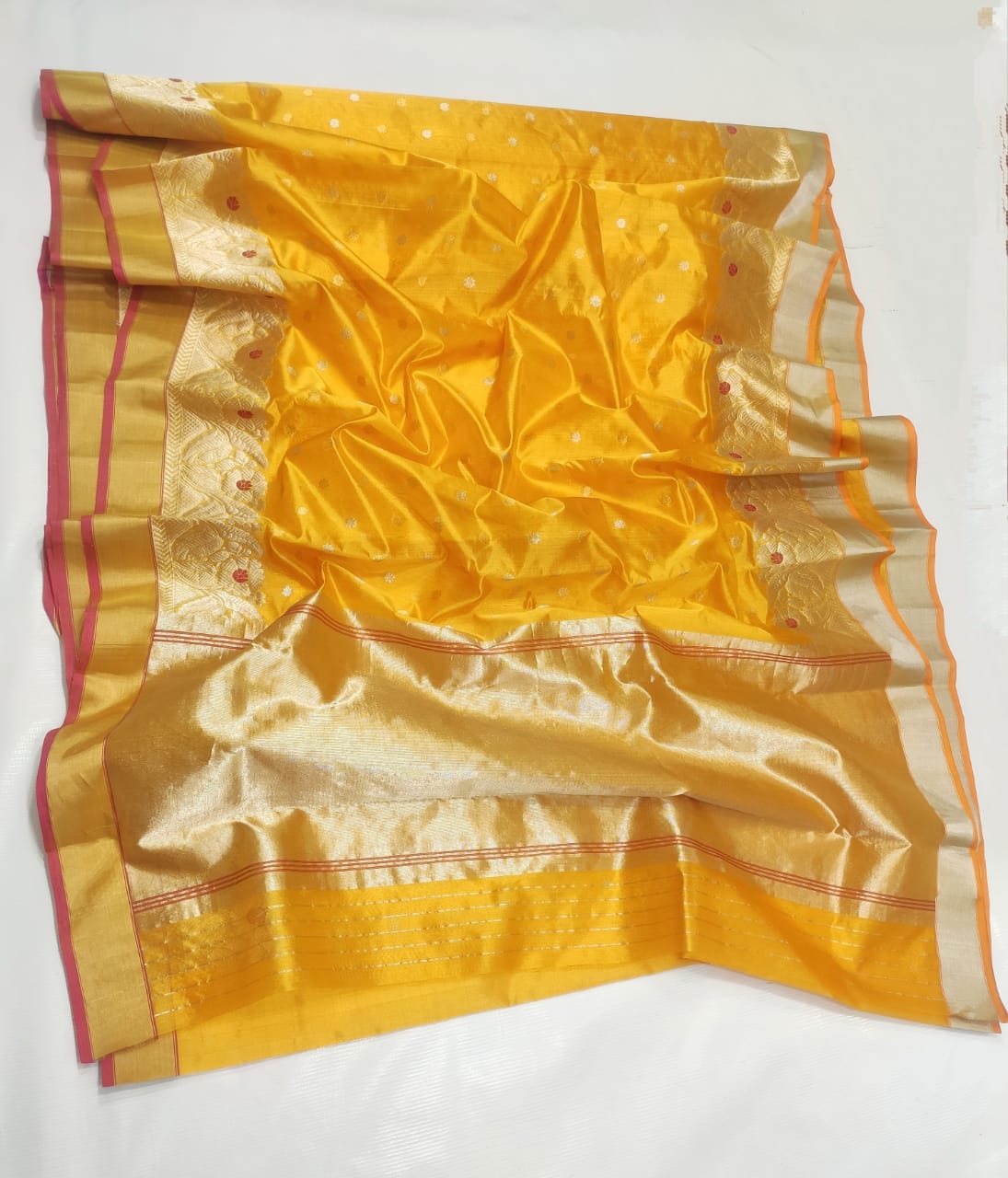 Chanderi Handloom Pattu Silk Saree – Ghani Butta, Meenakari Border & Taraz Pallu