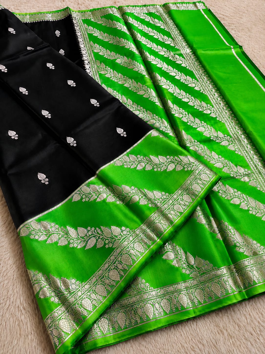 Beautiful Banaras Soft Raw Mango Silk Woven Premium Quality Saree