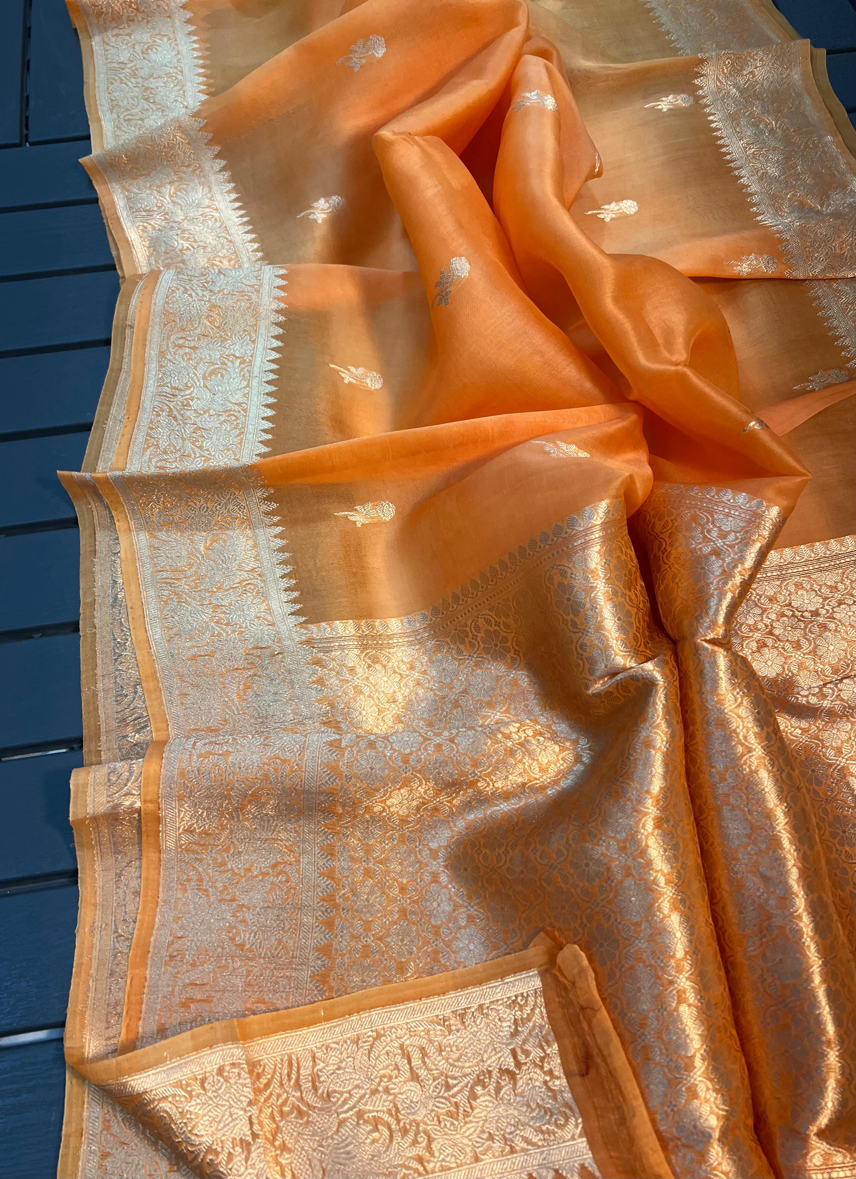 Beautiful Banaras Handloom Pure Kora Silk Kadhuwa Woven Sarees