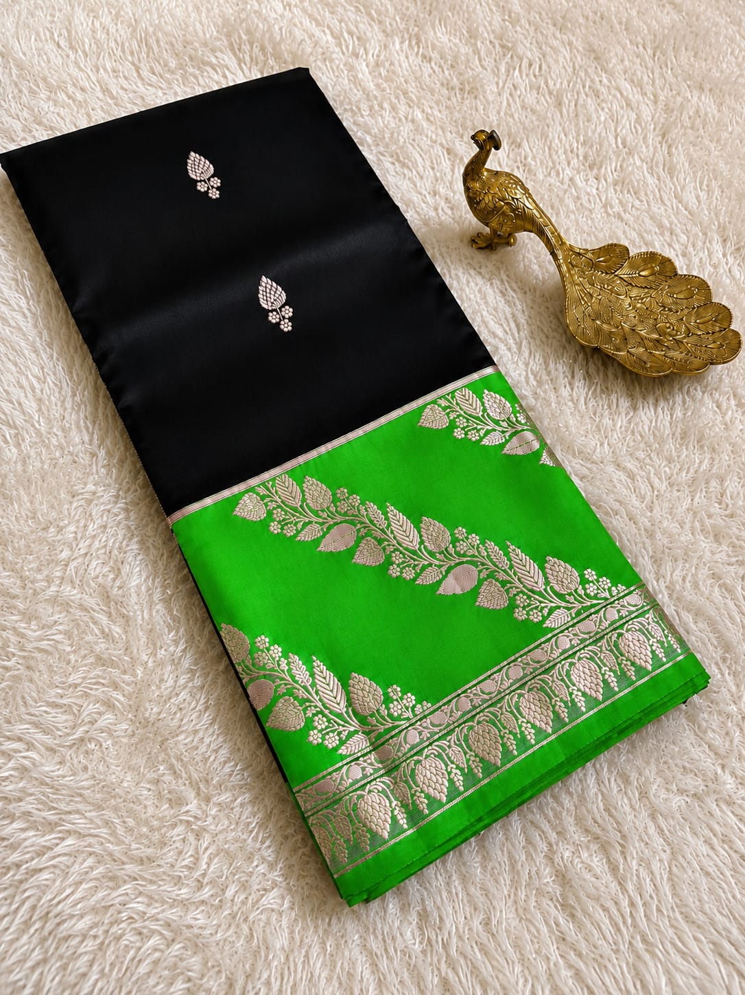 Beautiful Banaras Soft Raw Mango Silk Woven Premium Quality Saree