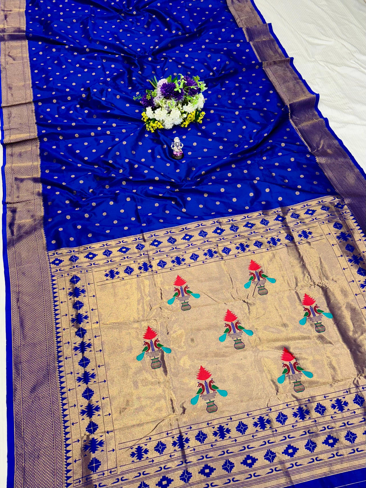 Royal Yeola Kalanjali Double Pallu Paithani Silk Saree