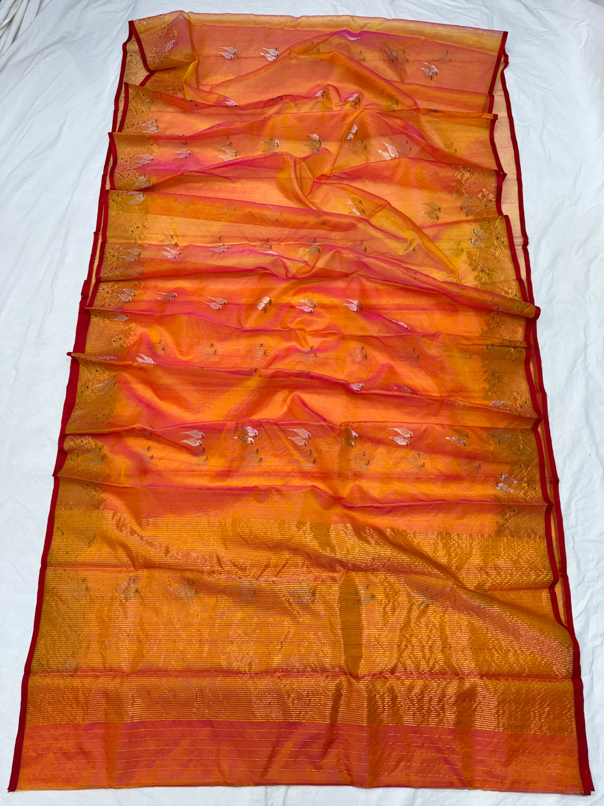 Chanderi Handloom Katan Silk Saree – Meenakari Butta & Zari Pallu