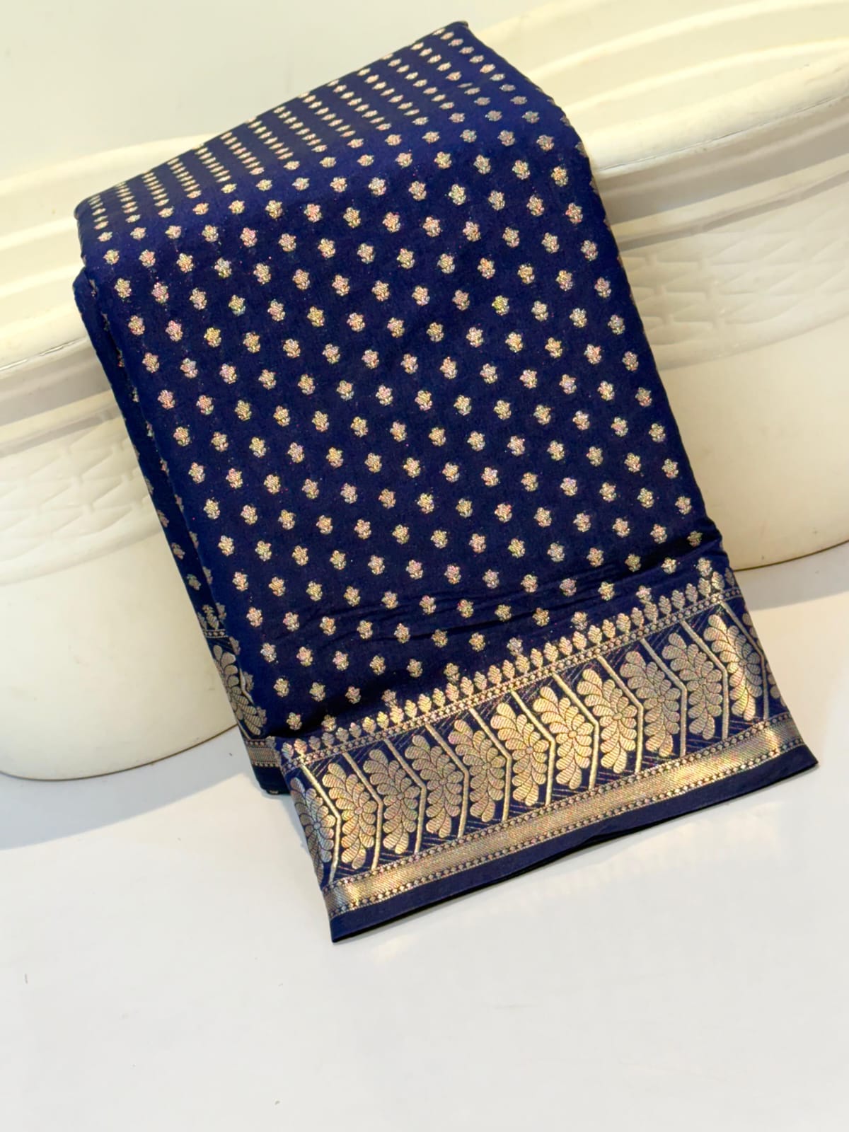 Banarasi Chiniya Katan Silk Saree – Timeless Elegance with Exquisite Booti Weaving
