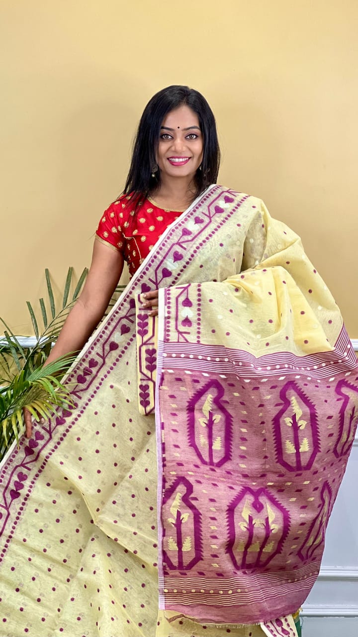 Exclusive Collection: Charulota Soft Dhakai Jamdani Saree