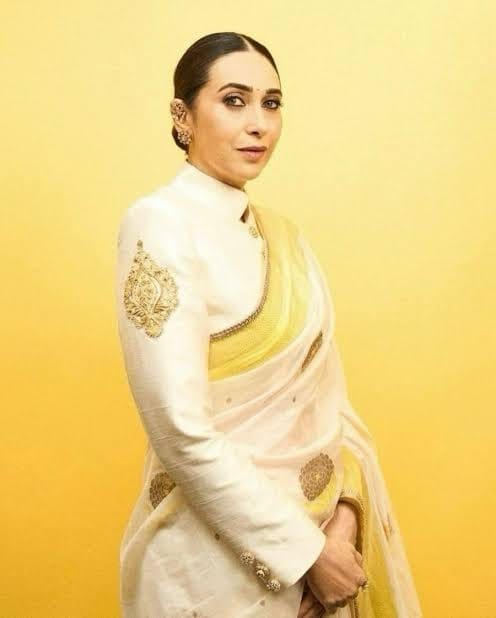 Celebrity-Inspired Royal Chanderi Handloom Pattu Silk Saree with Exquisite Meenakari Buttas & Zari Pallu