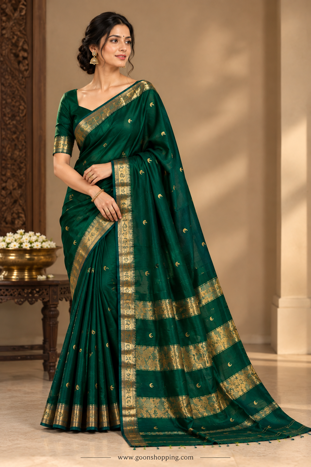 Maheshwari Handloom Silk Cotton Saree with Golden Zari Border