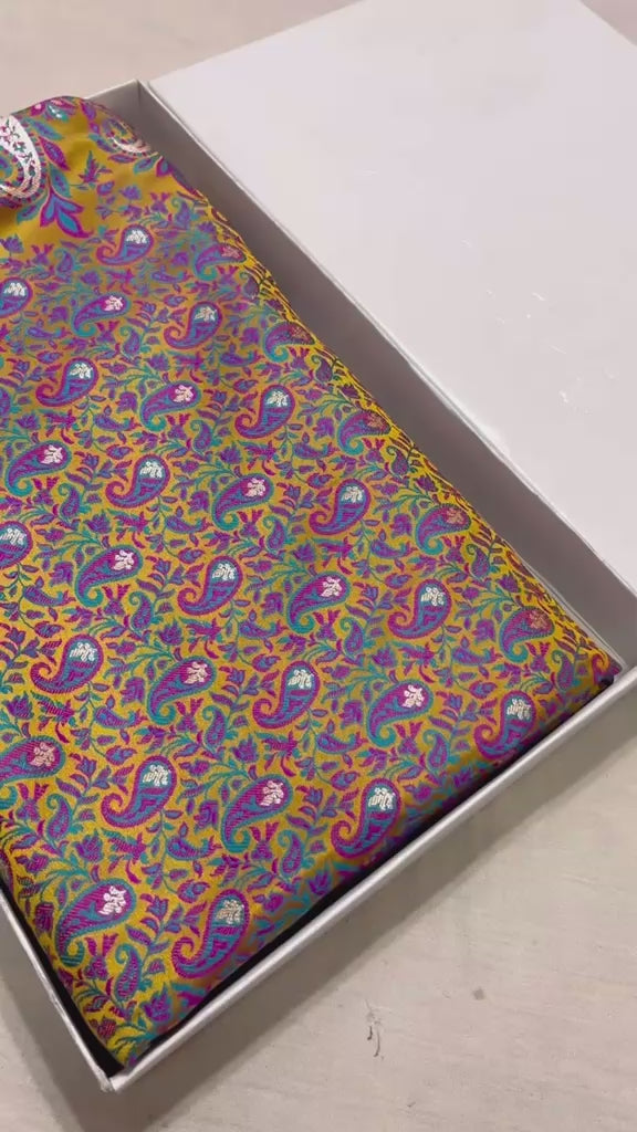 Beautiful Banarasi Handloom Mashru Silk Tunchhui Jamawar Woven Premium Quality Saree